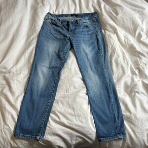 Judy Blue - Relaxed Fit Jeans - Size 15/32